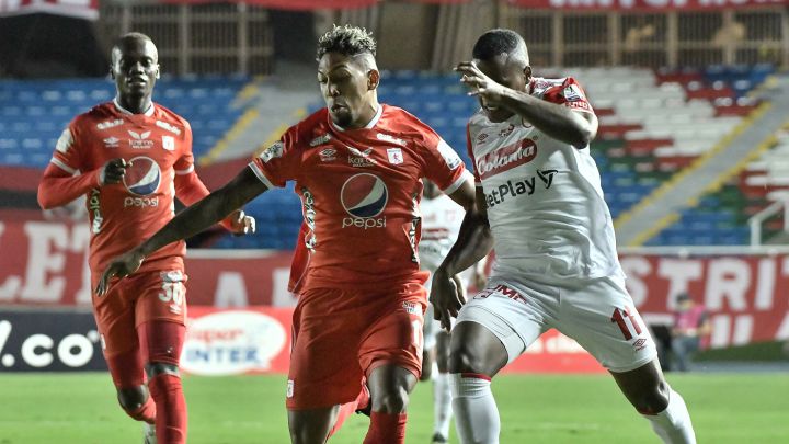 América y Santa Fe empatan en partido intenso en Cali