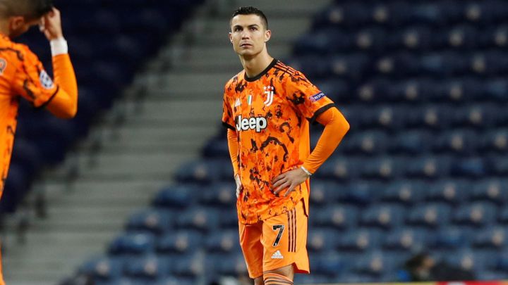 Juventus Crotone Tv Horario Y Como Ver Online La Serie A As Colombia