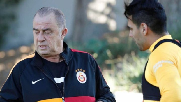Fatih Terim avisa a Falcao su nuevo papel en Galatasaray