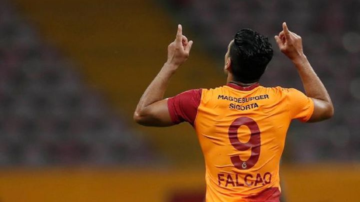 Falcao vuelve a las canchas en la victoria del Galatasaray