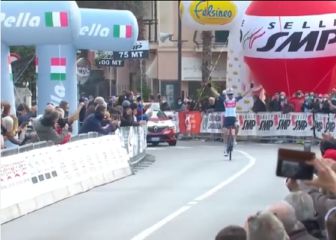 Bauke Mollema gana y Egan Bernal es segundo