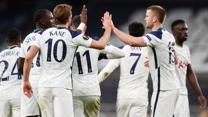 Con Davinson, Tottenham toma ventaja en octavos de UEL