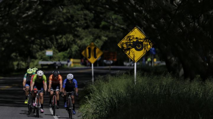 La Vuelta al Tolima fue aplazada por no recibir los permisos de las autoridades viales para y quedó para los días 6, 7, 8 y 9 de mayo del 2021