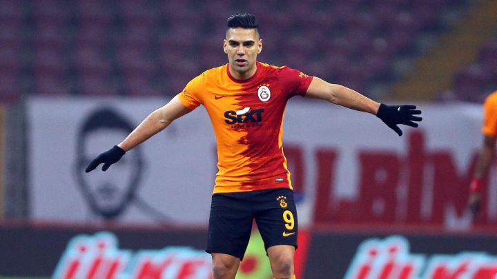 Mostafa Mohamed Perjudicado Por El Regreso De Falcao As Colombia