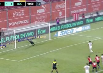 El penalti que falla Sebastián Villa al 95' en empate de Boca