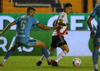 Borré sale con molestias en el empate de River con Arsenal