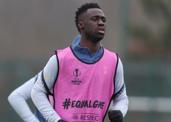 El Milan se solidariza con Davinson Sánchez y Diakhaby