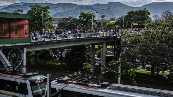 Toque de queda hoy, 10 de abril: horarios y restricciones en Medellín, Cali, Barranquilla…