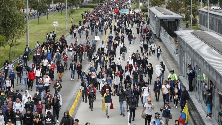 Paro Nacional hoy, 28 de abril, en vivo: Bogotá, Medellín ...
