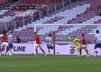 El gol de Matheus Uribe para rescatar un punto ante Benfica