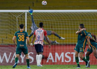 Junior juega mejor, pero solo le alcanza para el empate