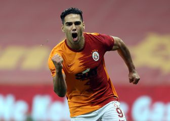 Falcao anota y Galatasaray sueña con el título