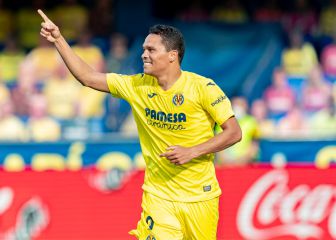 Carlos Bacca marca triplete en triunfo sobre Sevilla
