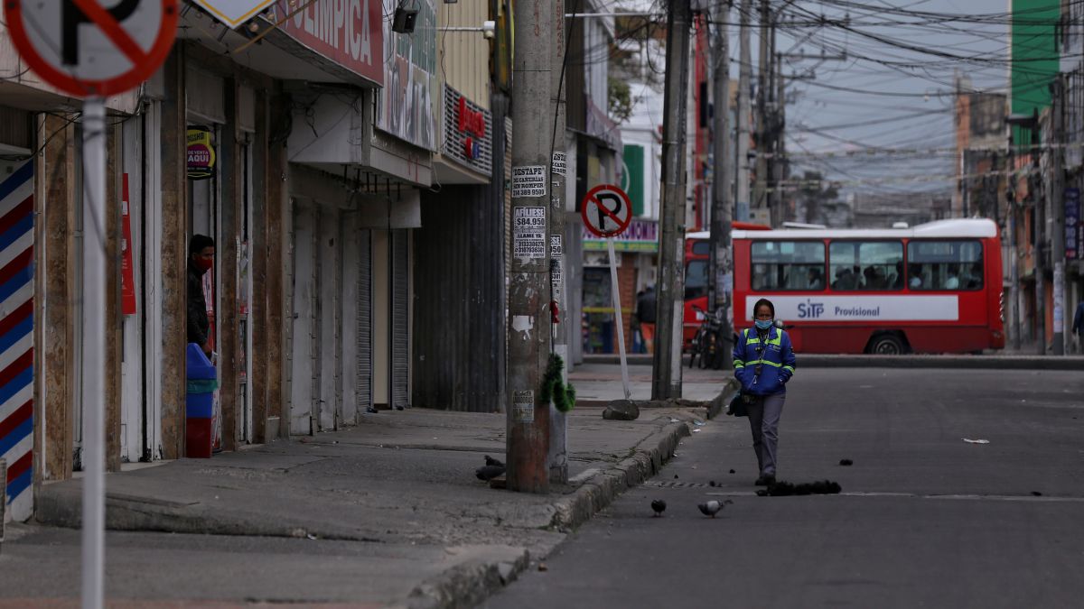 Toque de queda hoy, lunes 17 de mayo: horarios y multas en ...