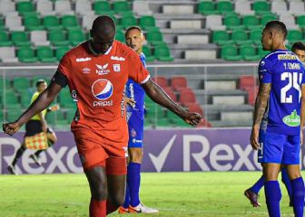 América vence a La Guaira y sigue con vida en Libertadores