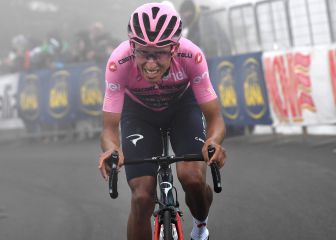 Egan Bernal rompe récord de ascenso al Zoncolan