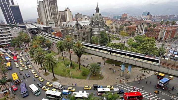 Nuevo toque de queda en Medellín: horarios, medidas y hasta cuándo va
