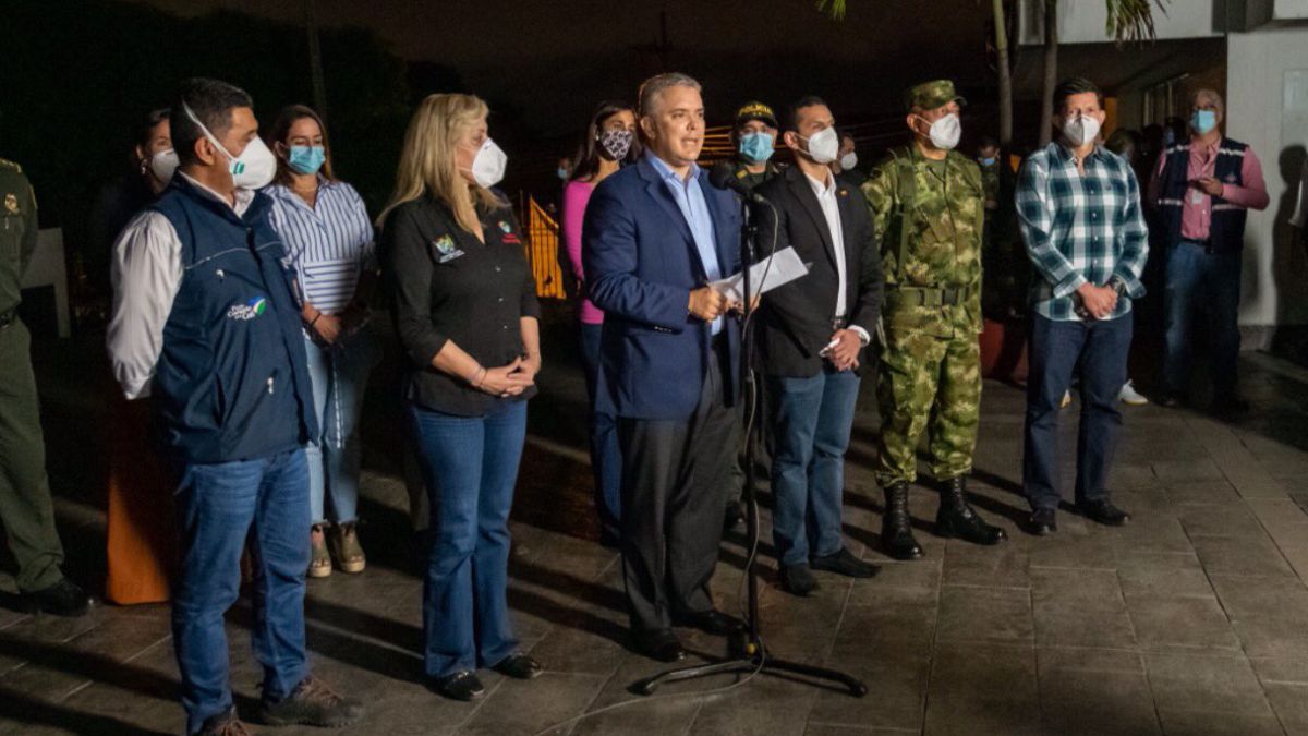 Iván Duque ordena el máximo despliegue militar para contener la violencia en  Cali - AS Colombia