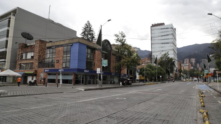 Toque de queda hoy, jueves 3 de junio: horarios y multas en Bogotá y Medellín