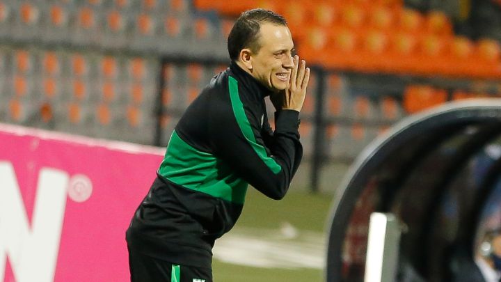 Nacional presenta a Alejandro Restrepo como nuevo técnico ...