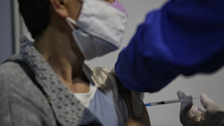 Fase 2 de vacunación en Colombia: ¿cuándo inicia la etapa 4 y quiénes se vacunan?