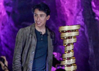 Egan es recibido por su pueblo en la Catedral de Sal