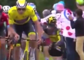 La estrepitosa caída de Roglic a 10 km de la meta en la etapa 3