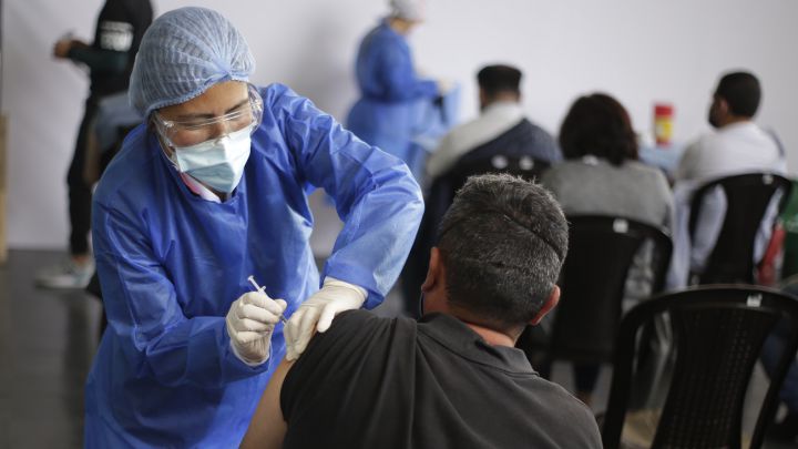 Vacunación para pacientes con comorbilidades: cómo registrarse y por qué no es necesario estar en Mi Vacuna