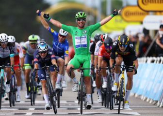 Mark Cavendish gana la etapa 13 y hace historia en el Tour
