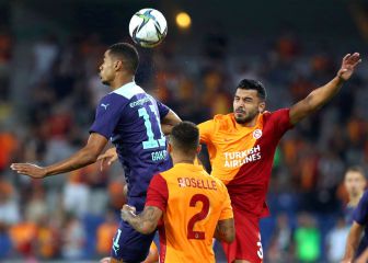Sin Falcao, Galatasaray se va de UCL goleado por el PSV