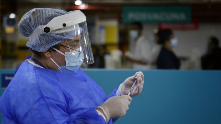Curva del coronavirus en Colombia, hoy 3 de agosto: ¿Cuántos casos y muertes hay?