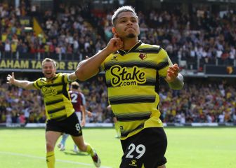 Cucho Hernández debuta con golazo en la Premier League
