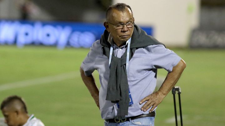 Jorge Luis Bernal deja de ser el director técnico de Patriotas