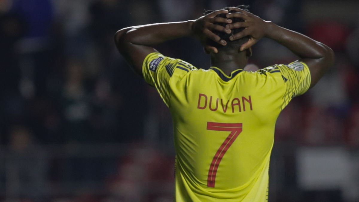 Duván Zapata se perdería la fecha FIFA por lesión de rodilla - Vimarsana News