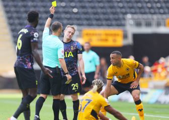 Davinson juega los 90' en triunfo de Tottenham