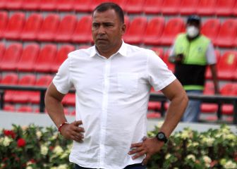 Harold Rivera deja de ser el técnico de Santa Fe