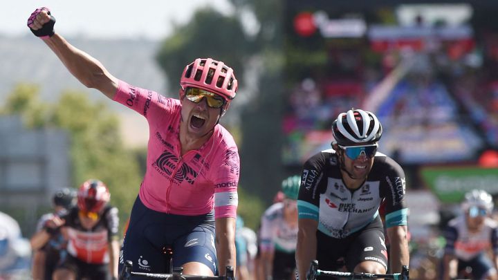 Cort Nielsen gana la etapa 12 y la clasificación general ...