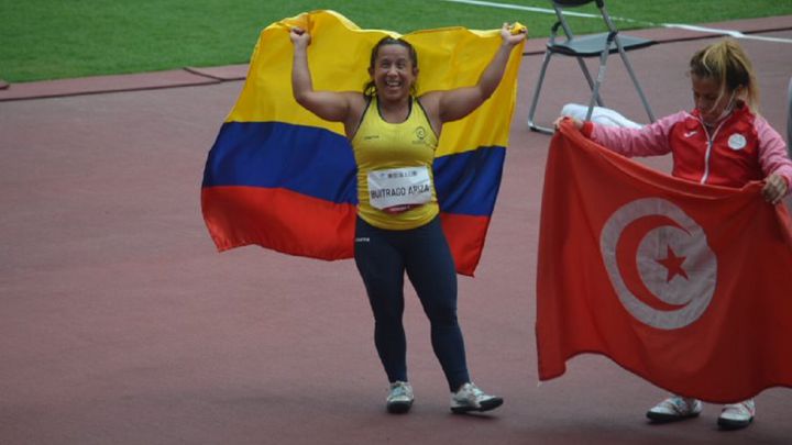 Mayerli Buitrago consiguió medalla de plata en lanzamiento de Bala F41 categoría para atletas de baja estatura. Raoua Tlili fue oro y Antonella Ruiz bronce.