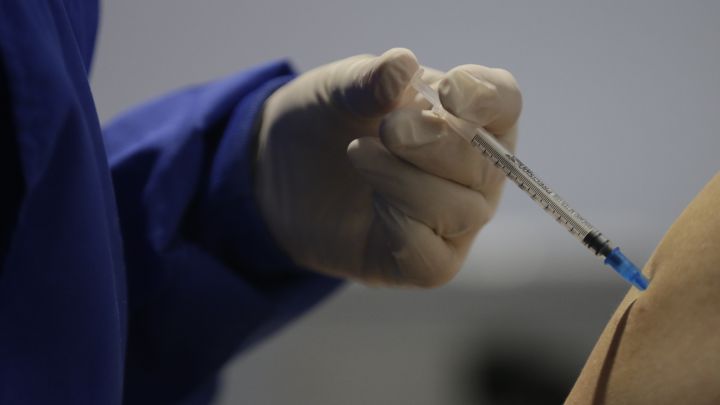 Vacunación a menores de 12 y 14 años: cuándo comenzará y cuántos recibirán la vacuna según el Gobierno