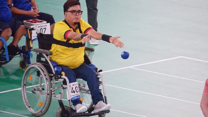 Euclides Grisales, atleta paralímpico colombiano, perdió en los cuartos de final de los Juegos de Tokio 2020 ante el tailandés Pornchok Larpyen por 6-3.
