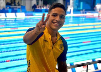 ¡Brillante! Carlos Serrano gana plata en los 50 metros libres