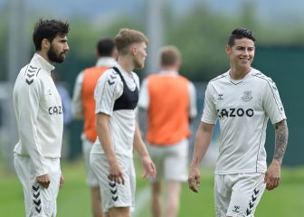 Rafa Benítez confiaría en James esta temporada