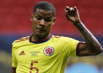 VAR revierte expulsión de Barrios frente a Paraguay