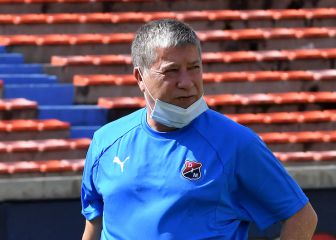 Bolillo da un paso al costado: 