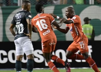 América se queda con el clásico y entra a los ocho