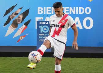 Locura en Vallecas: Falcao, presentado en Rayo Vallecano