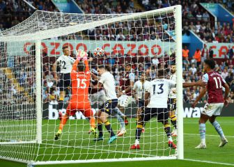 Aston Villa vence al Everton de Yerry Mina