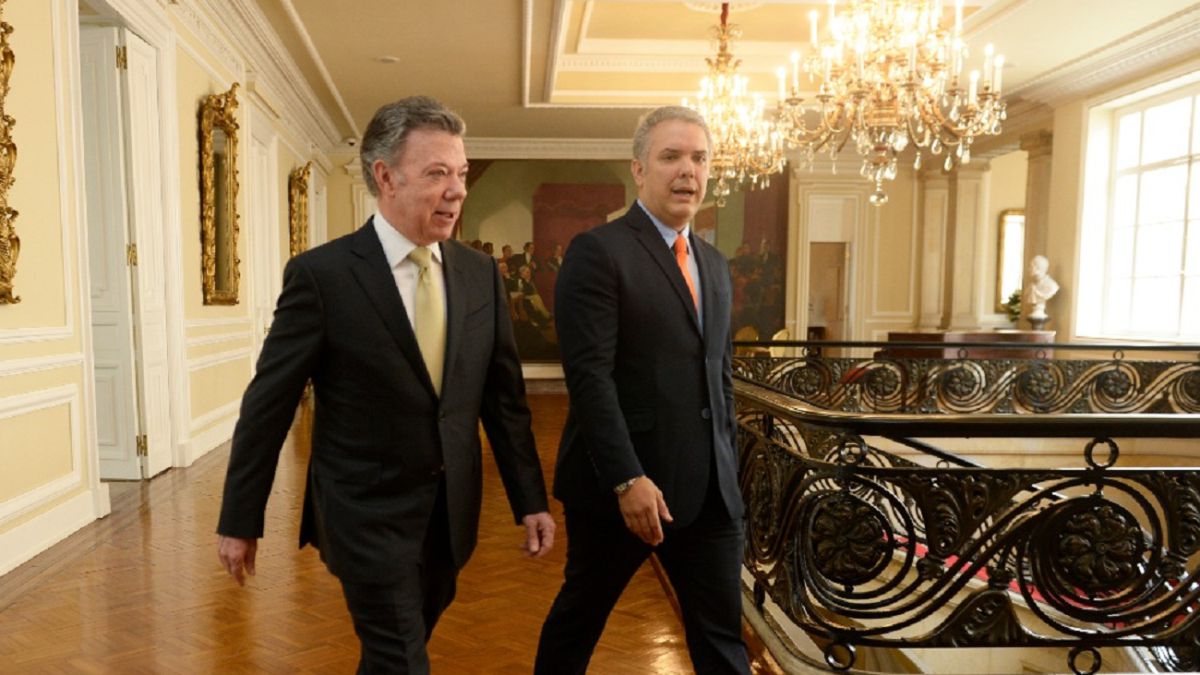 Juan Manuel Santos cuestiona a Iván Duque por hablar mal del Acuerdo de Paz  - AS Colombia