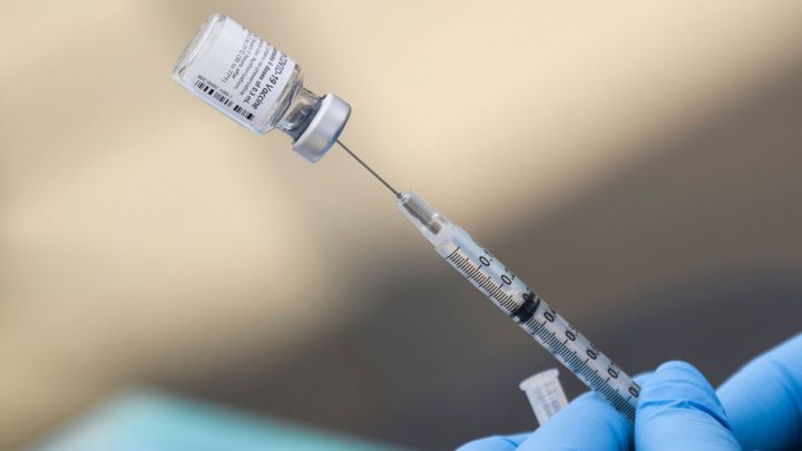 El 50% de la población colombiana ya está vacunada con una dosis contra el covid-19