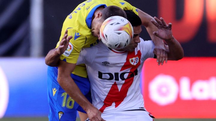 En imágenes: titularidad y un nuevo gol de Falcao en Rayo